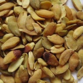 黄皮果实坚果精选黄皮果核